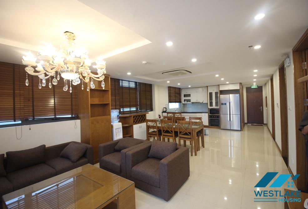 High floor apartment with 3 bedrooms for rent in Trúc Bach, Ba Dinh