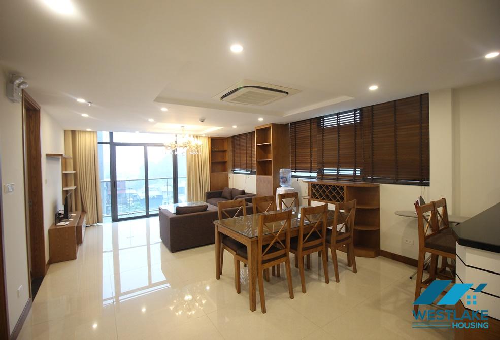 High floor apartment with 3 bedrooms for rent in Trúc Bach, Ba Dinh