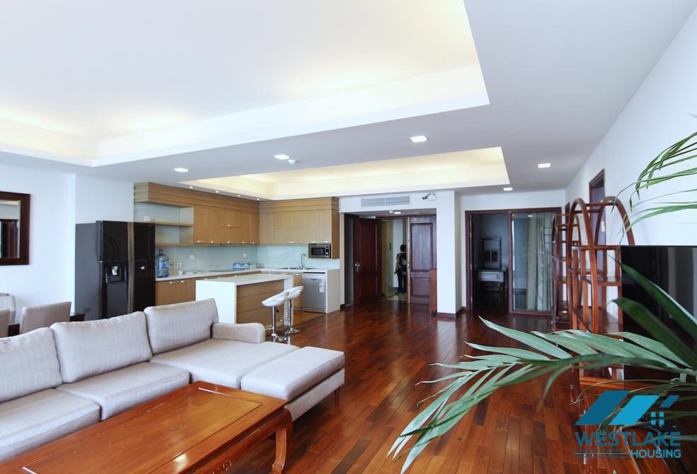 Lake view and spacious 4 bedrooms apartment for rent in Tay Ho, Ha Noi