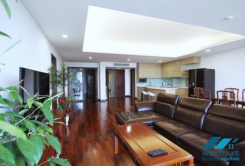 Lake view and spacious 4 bedrooms apartment for rent in Tay Ho, Ha Noi