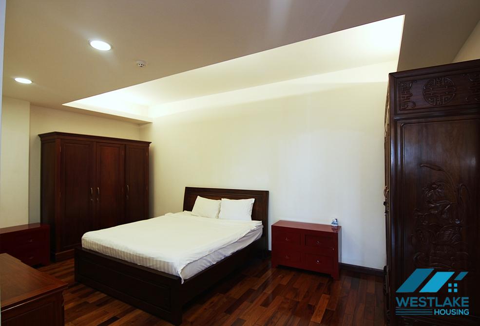 Lake view and spacious 4 bedrooms apartment for rent in Tay Ho, Ha Noi