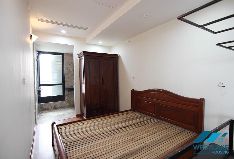 Two bedrooms apartment for rent in Nguyen Khac Hieu st, Truc Bach area