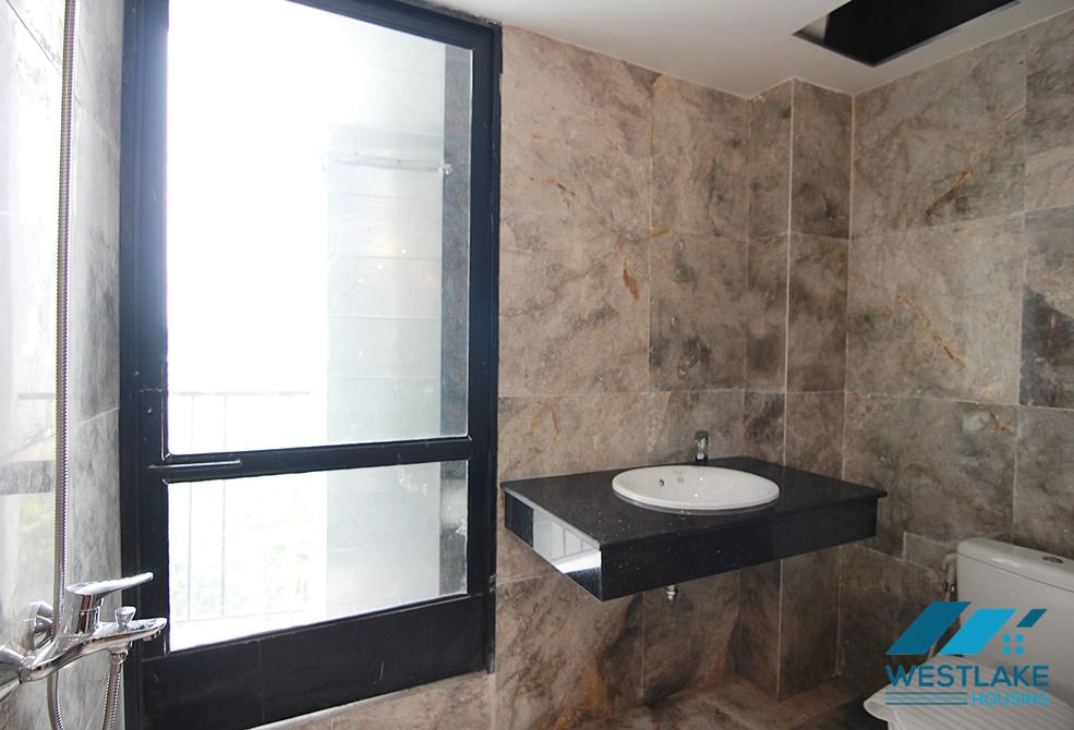 Two bedrooms apartment for rent in Nguyen Khac Hieu st, Truc Bach area