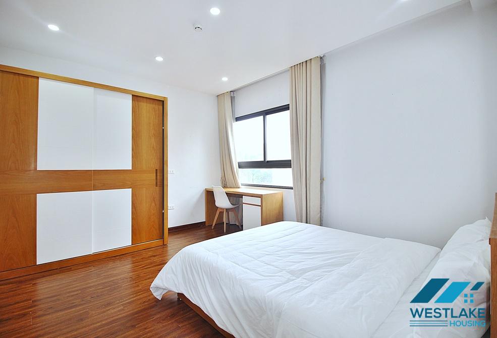 A spacious 3 bedroom apartment in Au co, Tay ho