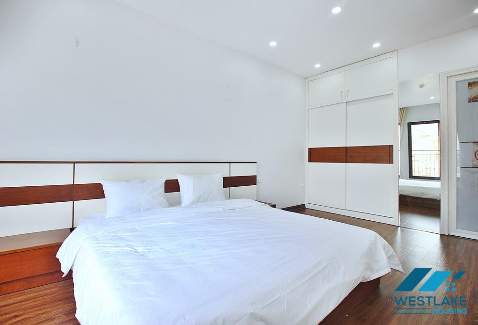 A spacious 3 bedroom apartment in Au co, Tay ho