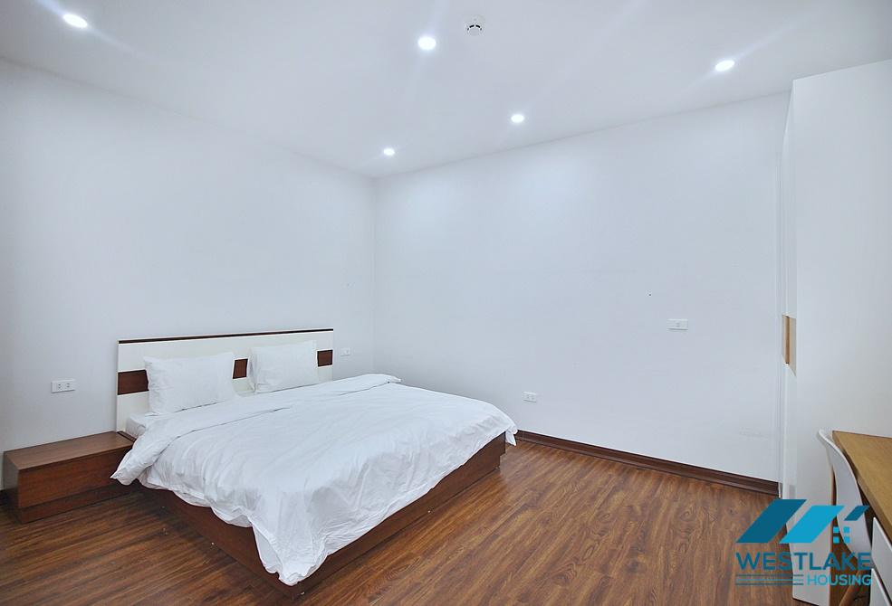 A big 1 bedroom apartment for rent in Au co, Tay ho