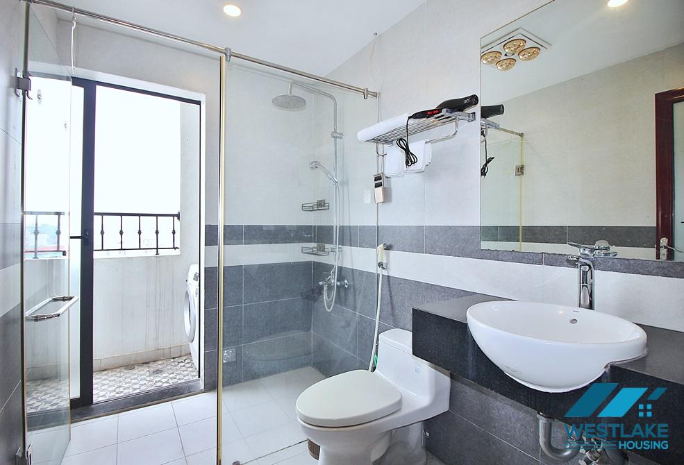 A big 1 bedroom apartment for rent in Au co, Tay ho