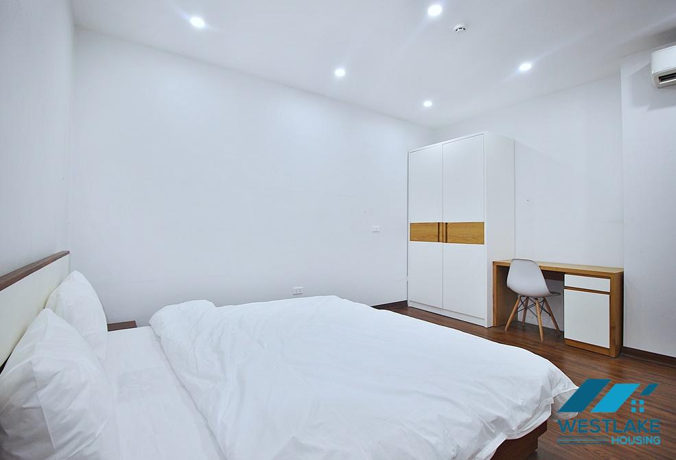 A big 1 bedroom apartment for rent in Au co, Tay ho