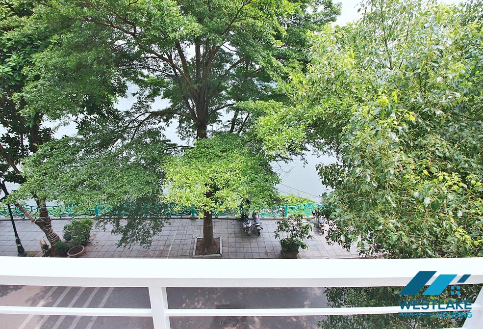 Green view - Apartment with big balcony for ren tin Tu Hoa st, Tay Ho