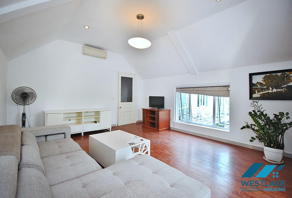 Apartment on the rooftop for rent in Tu Hoa st, Tay Ho