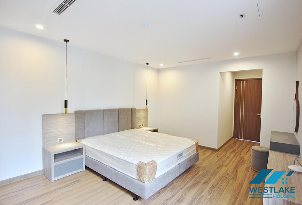 Spacious one bedroom for rent in Tu Hoa, Tay Ho distr