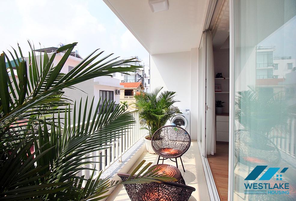 Two bedrooms apartment for rent in Dang Thai Mai st, Tay Ho district