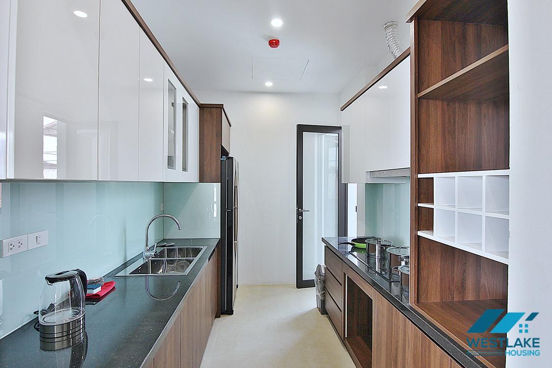 Lake view and high floor 3beds apartment for rent in Dang Thai Mai st, Tay Ho