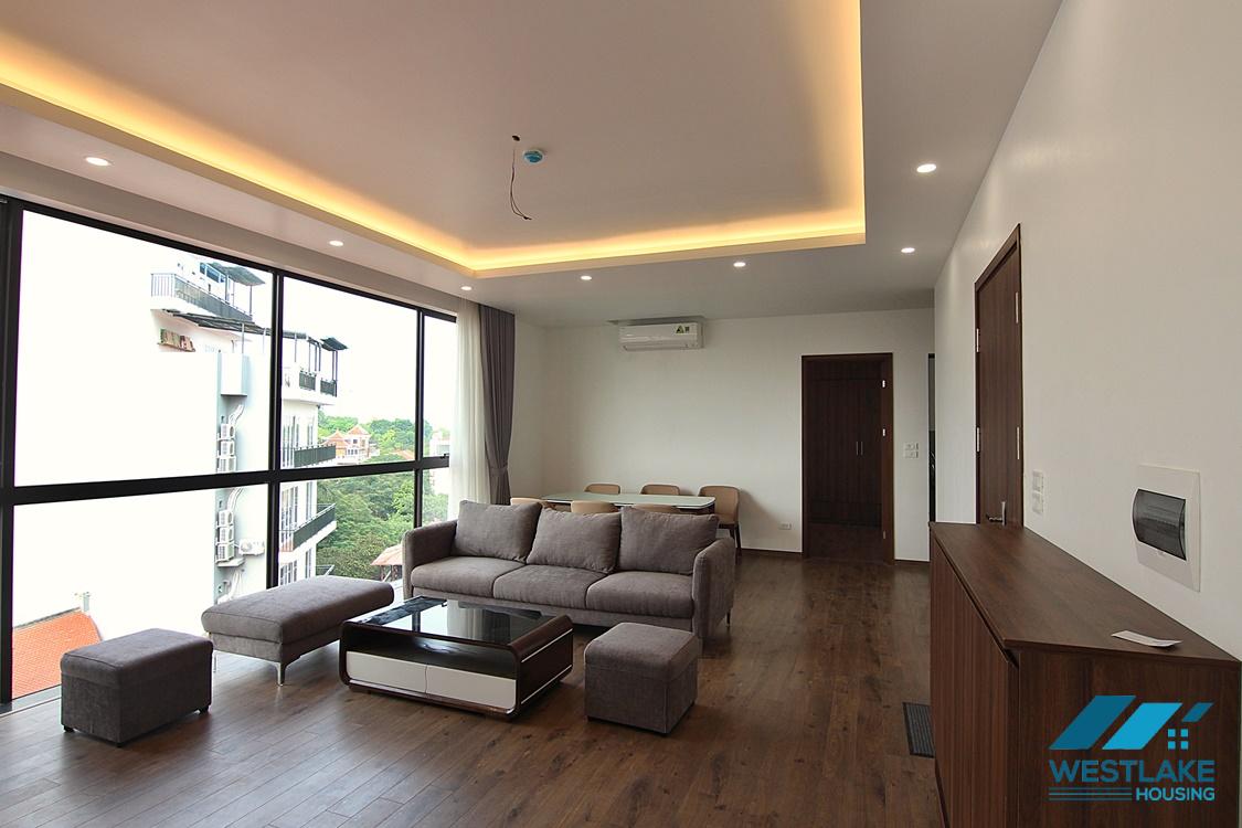 Lake view and high floor 3beds apartment for rent in Dang Thai Mai st, Tay Ho