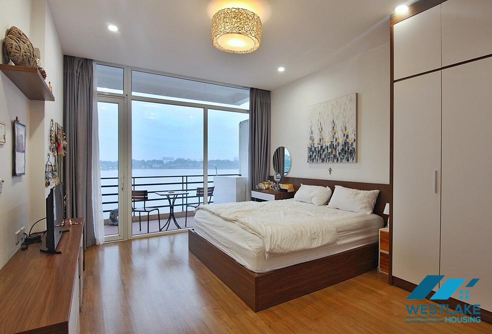 Lake view and bright 2 bedrooms apartment for rent in Vu Mien area, Tay Ho