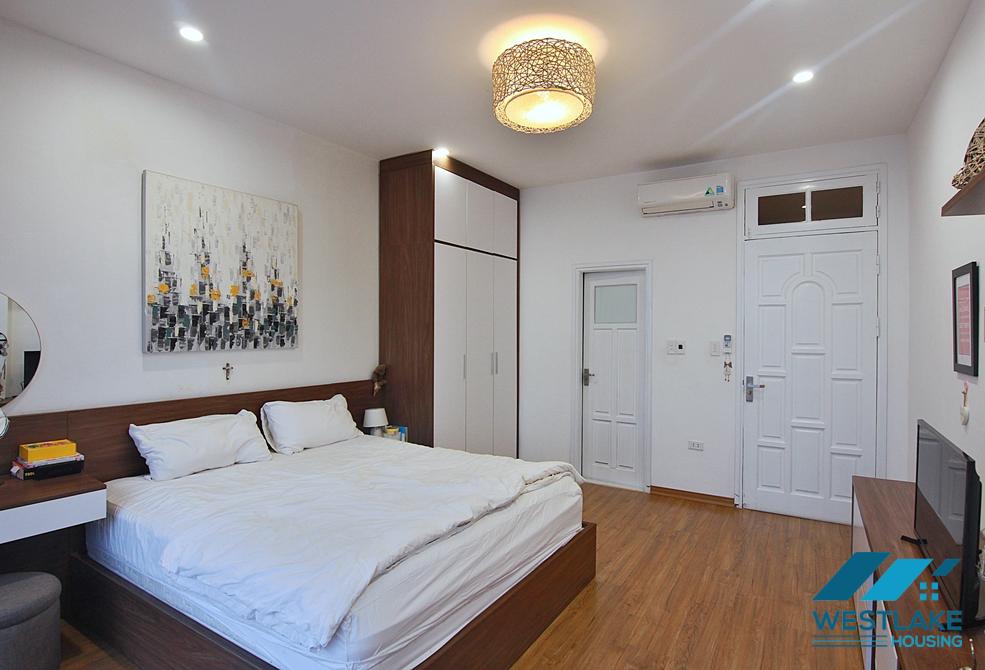 Lake view and bright 2 bedrooms apartment for rent in Vu Mien area, Tay Ho