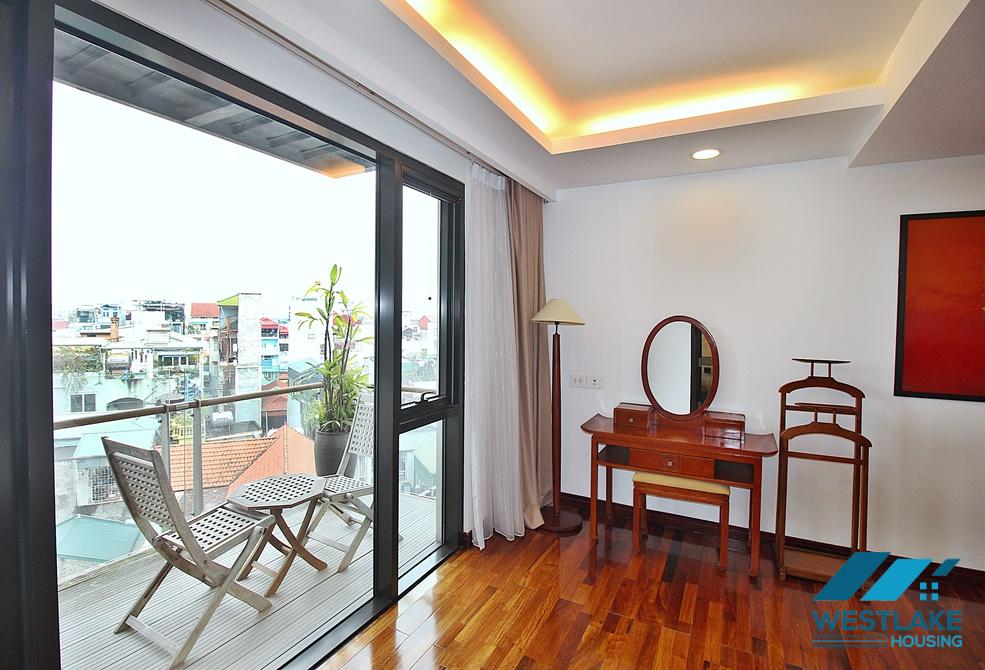 Beautifull 03 bedrooms apartment (7th floor) for rent in Tay Ho