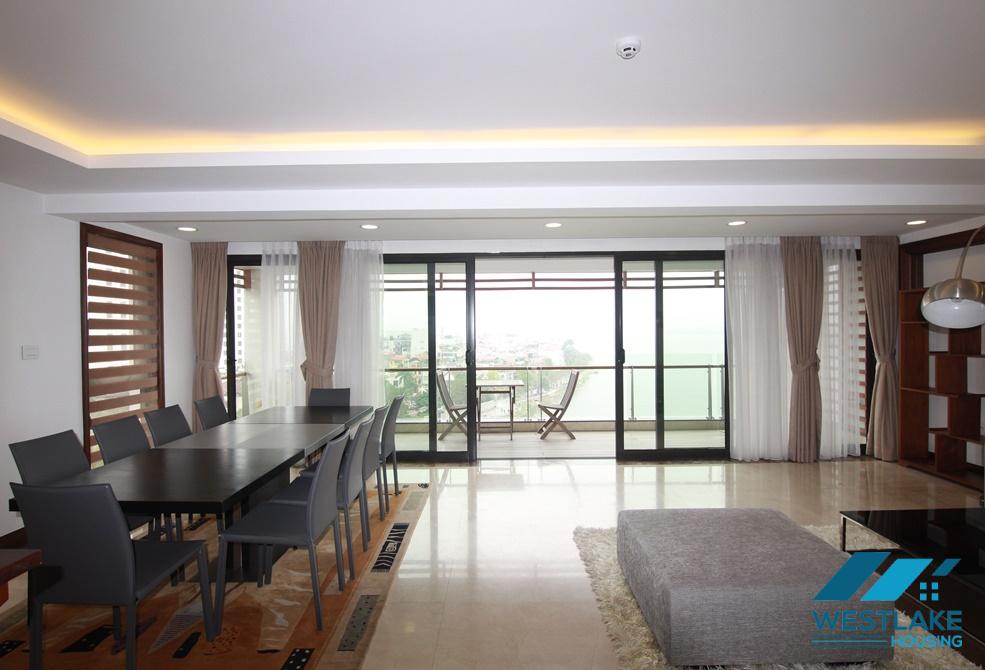 Nice serviced apartment (8th floor) for rent in Xuan Dieu st, Tay Ho