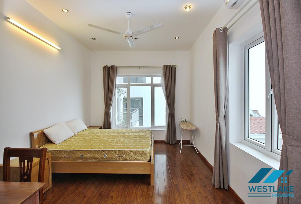 A good price 2 bedroom apartment in Tu hoa, Tay ho