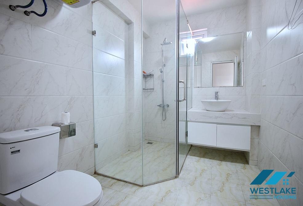 Top floor 1 bedroom apartment in Tu hoa, Tay ho