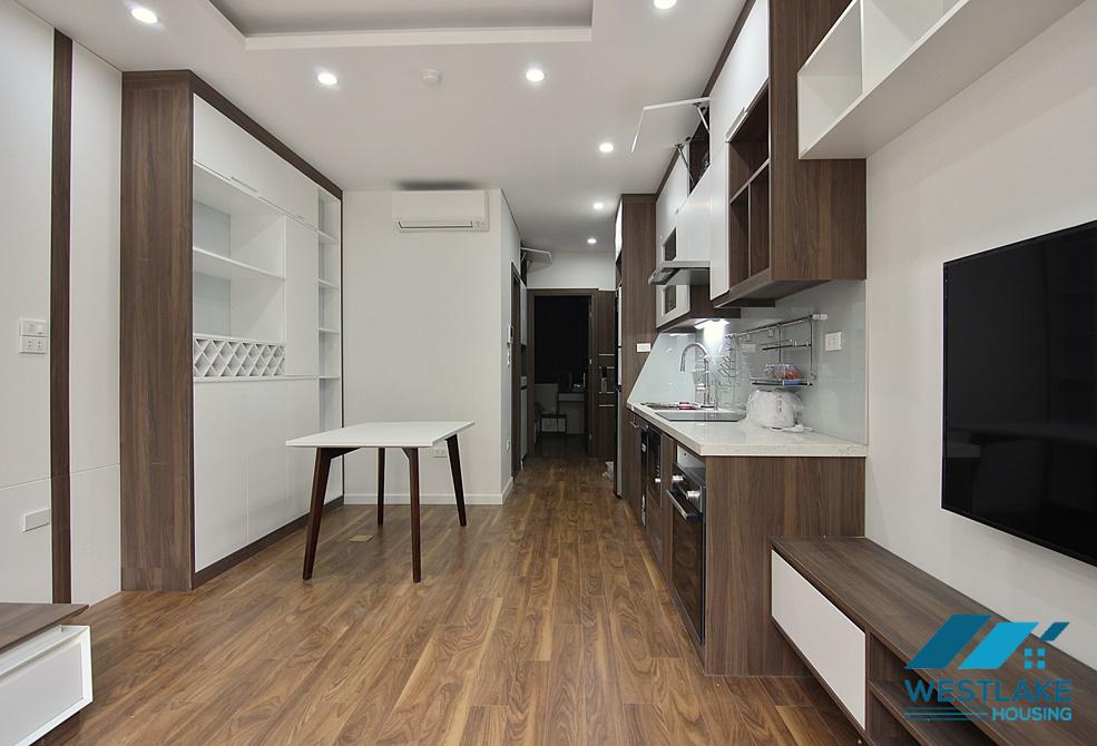 A state-of-the-art and well-organized one-bedroom apt on Tay Ho street, Tay Ho district