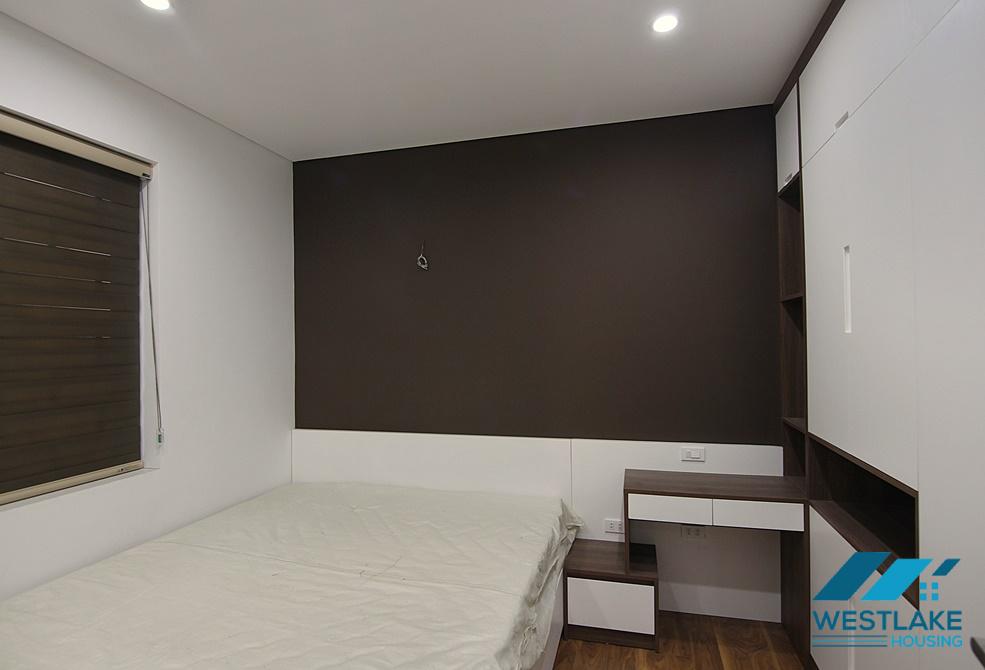 A state-of-the-art and well-organized one-bedroom apt on Tay Ho street, Tay Ho district