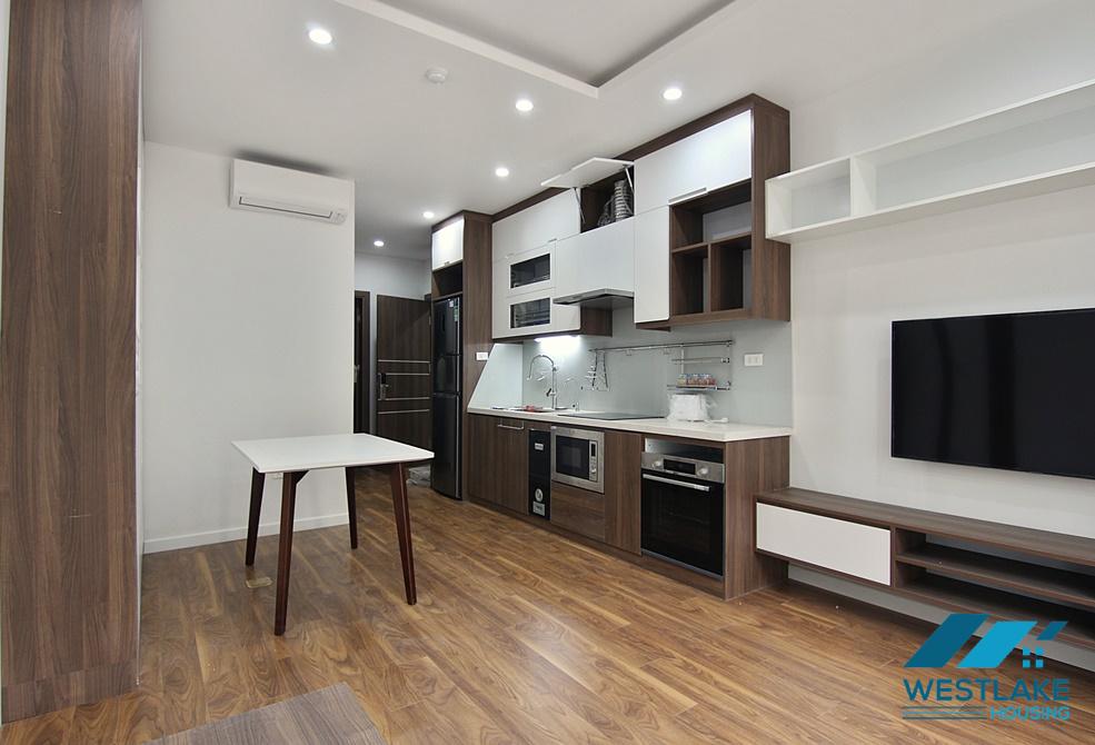 A state-of-the-art and well-organized one-bedroom apt on Tay Ho street, Tay Ho district