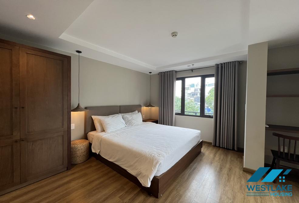 Brand new 2 bedroom apartment for rent in Truc Bach street , Ba Dinh