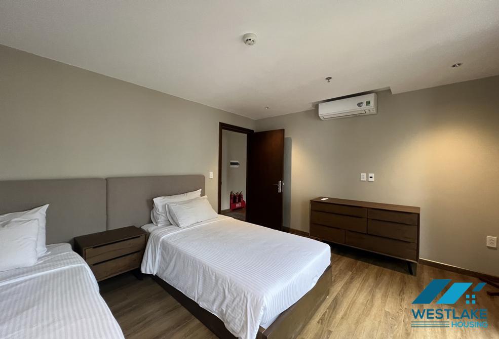 Brand new 2 bedroom apartment for rent in Truc Bach street , Ba Dinh