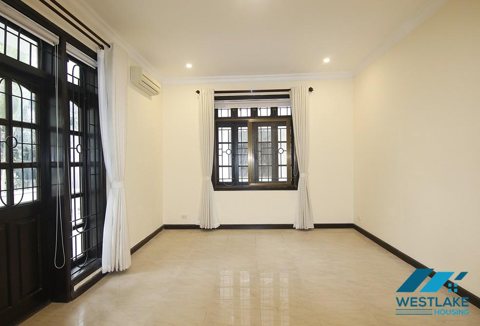 Beautifull house with unfurnitures for rent in D2 Block, Ciputra Ha Noi