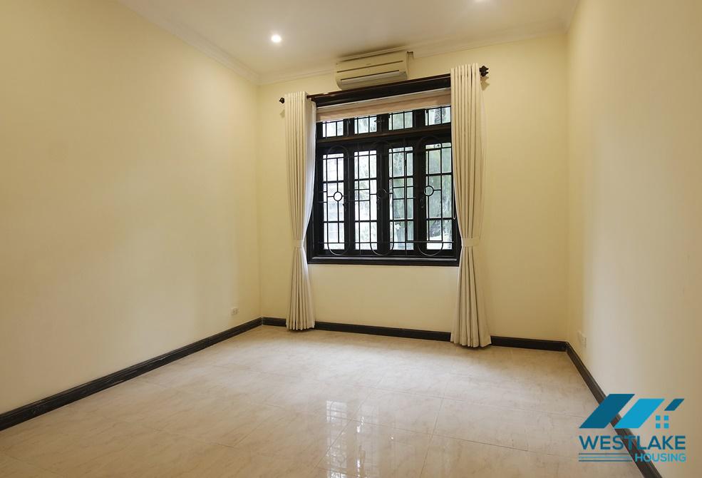 Beautifull house with unfurnitures for rent in D2 Block, Ciputra Ha Noi