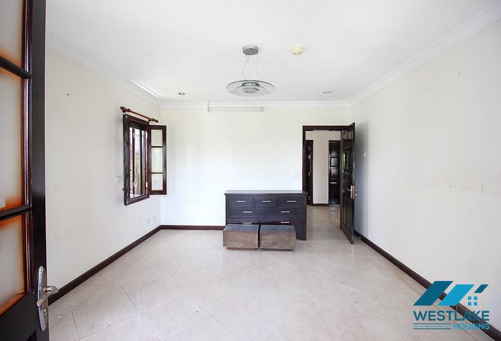 A huge villa for rent in D2 Block Ciputra