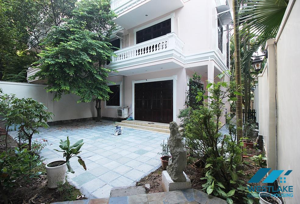 A huge villa for rent in D2 Block Ciputra