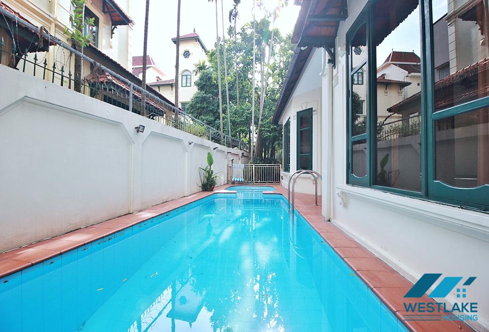 Swimming pool and garden villa with 5 bedroom in To ngoc van, Tay ho