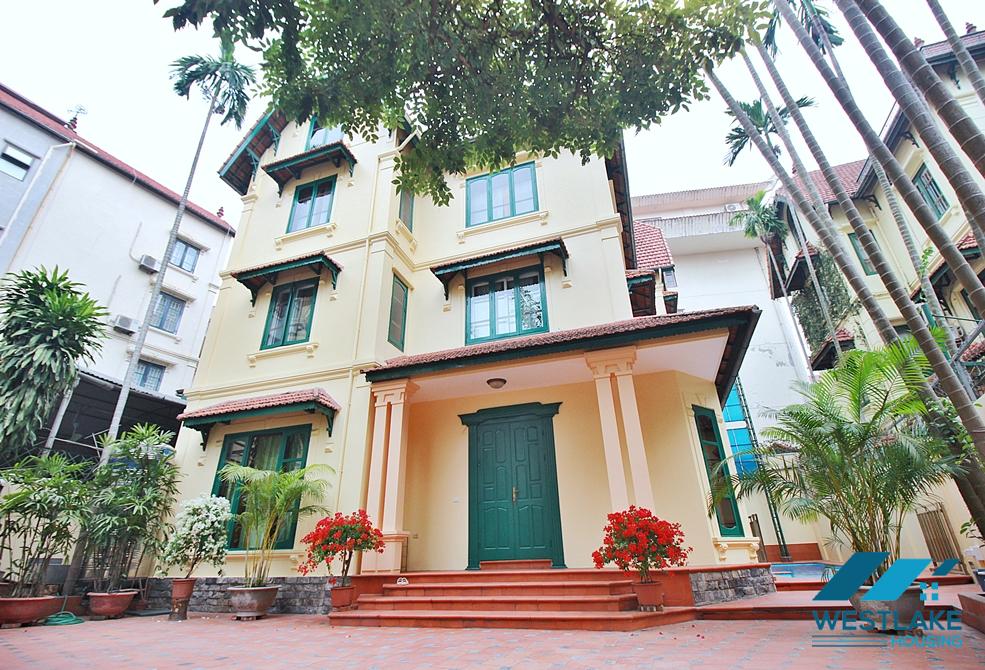 Swimming pool and garden villa with 5 bedroom in To ngoc van, Tay ho