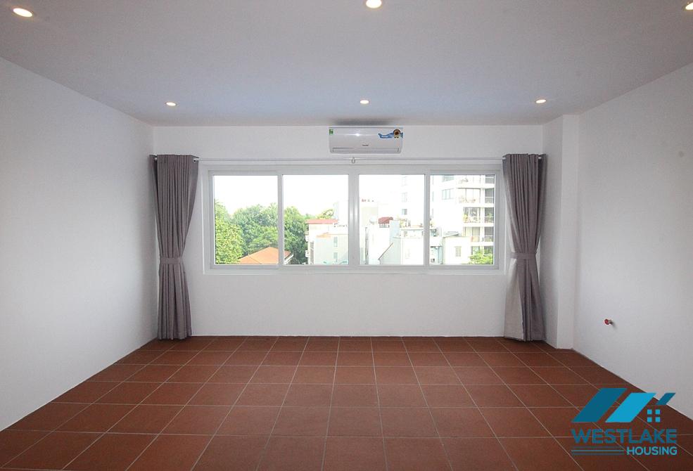 Unfurnished 5 beds house for rent in Dang Thai Mai st, Tay Ho