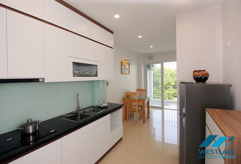 Cheap 1 bedroom apartment in Dang thai mai, Tay ho