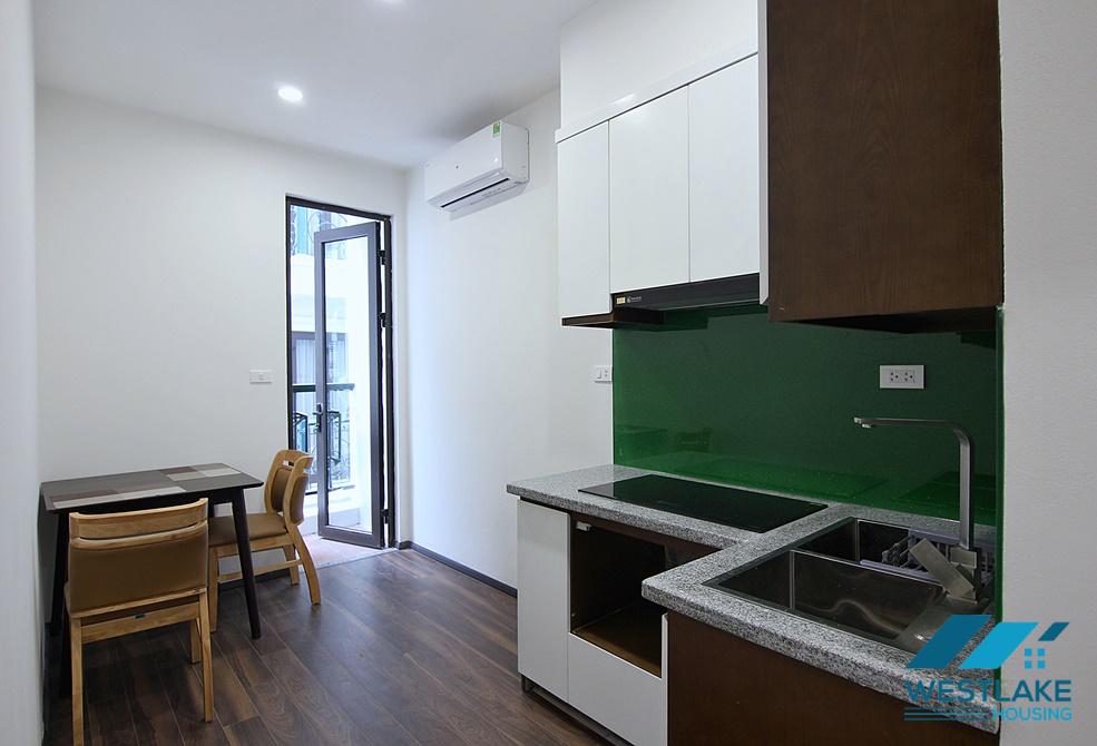 One bedroom apartment with small balcony for rent in Nghi Tam village.