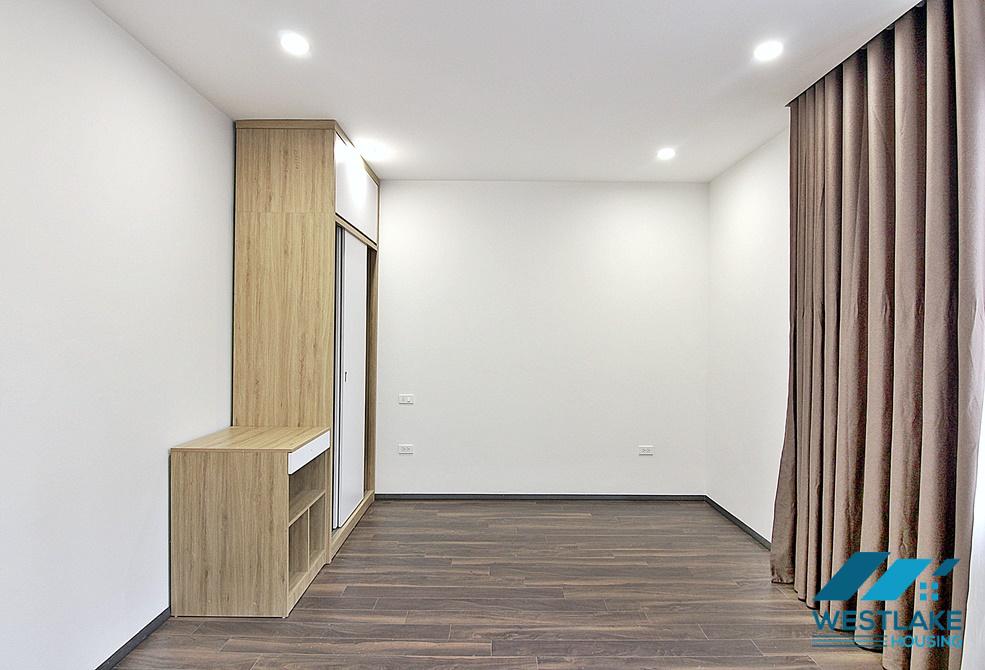 Modern two bedroom apartment for rent on Tu Hoa stree