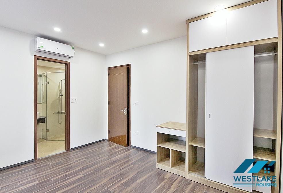 Modern two bedroom apartment for rent on Tu Hoa stree