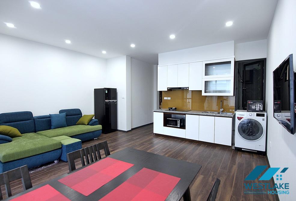 Brand new and morden 2 bedrooms apartment for rent in Tu Hoa st, Tay Ho area.