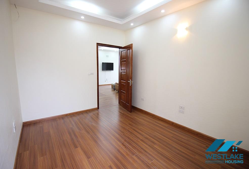 A cheap 2 bedroom apartment in Trinh cong son, Tay ho