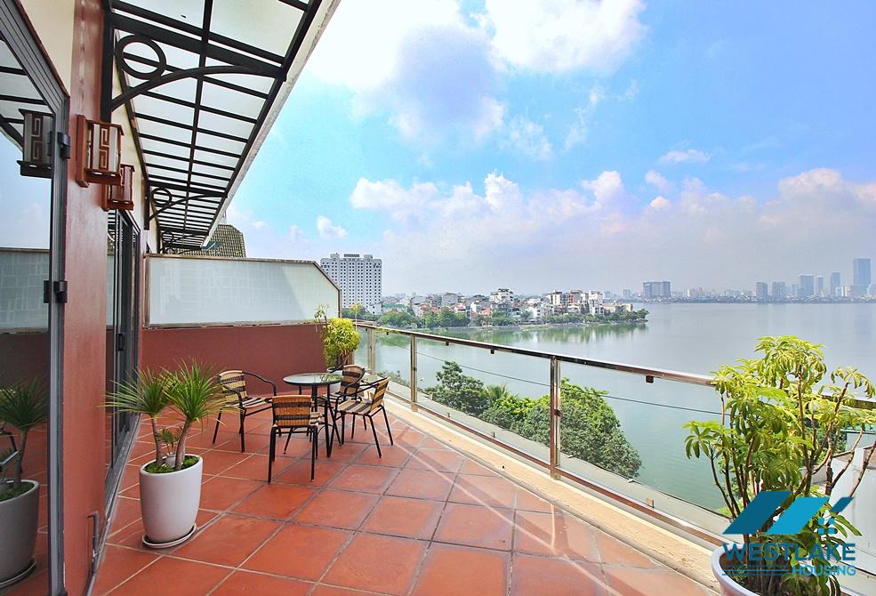 Beutifull apartment on the 7th floor with balcony for rent on Xuan Dieu st, Tay Ho