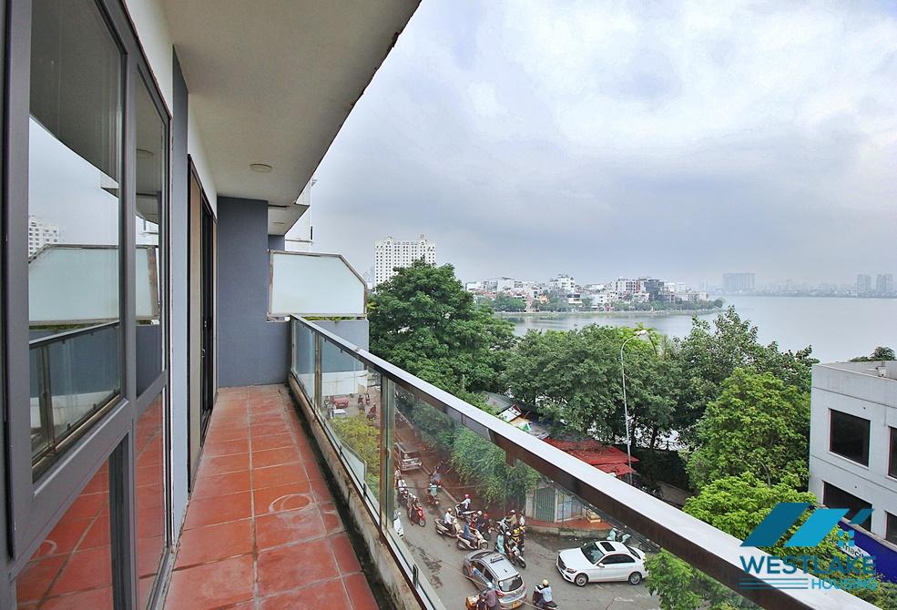 Nice apartment on the 5th floor with good location for rent in the central of Tay Ho