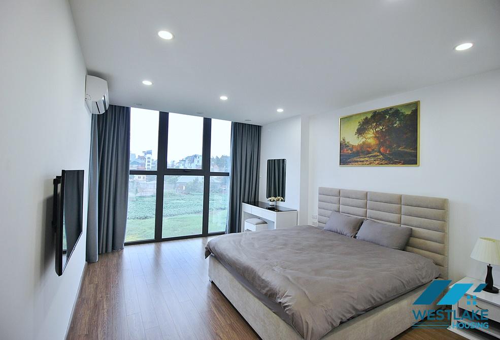 Big size apartment on the 3rd floor for rent in Tay Ho, Ha Noi