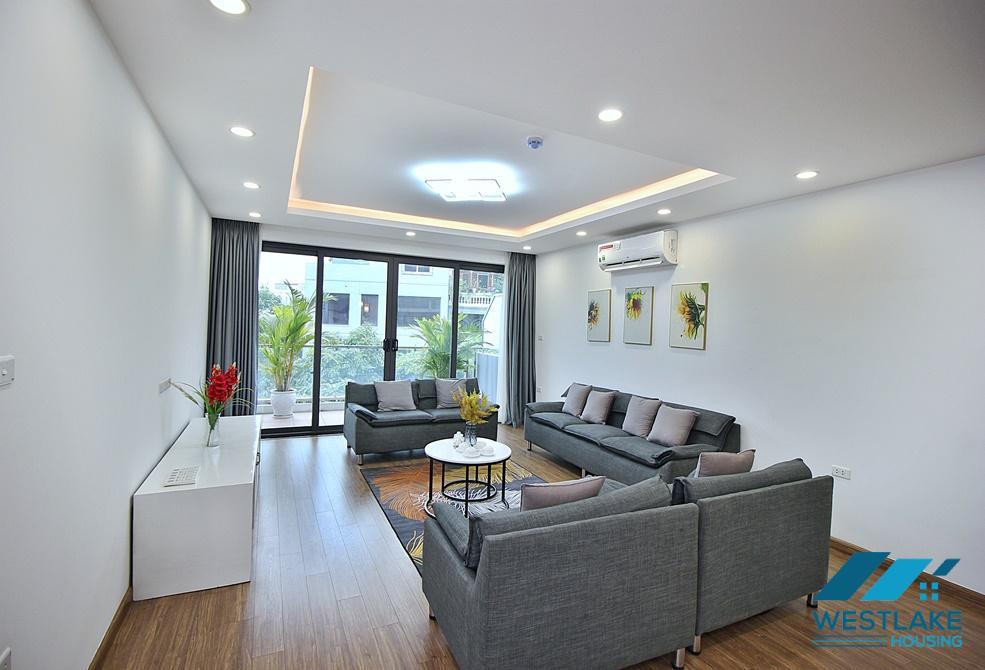 Big size apartment on the 3rd floor for rent in Tay Ho, Ha Noi