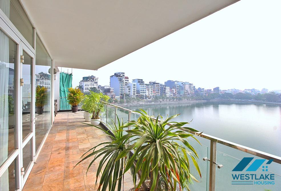 High quality 3 bedroom apartment with lake view in Quang An, Tay Ho