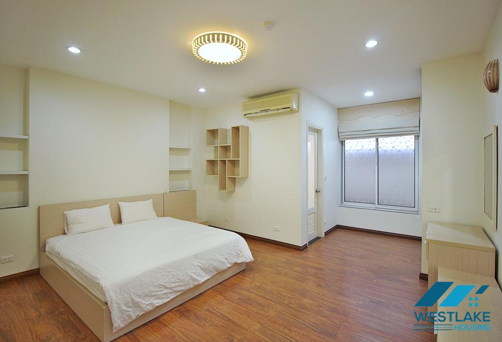 High quality 3 bedroom apartment with lake view in Quang An, Tay Ho