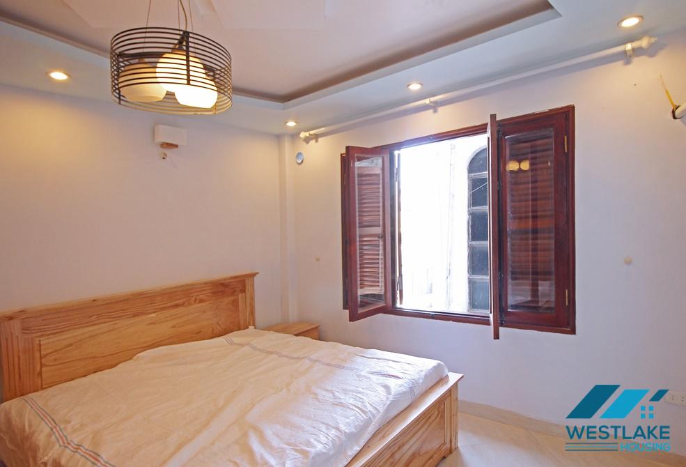 A spacious 1 bedroom apartment with lake view in Vu mien, Tay ho