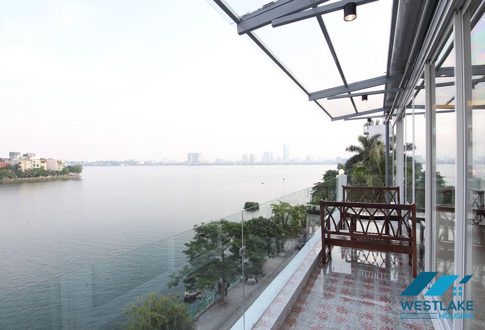 Super lakeview morden aparment for rent in Tay Ho, HaNoi